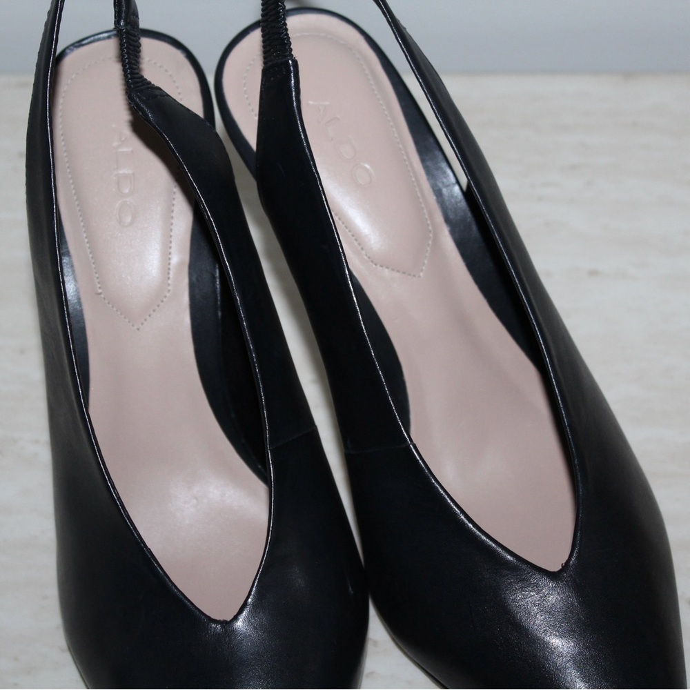 ALDO ‘Minett’ Black Point Slingback Heels - Picture 10 of 16